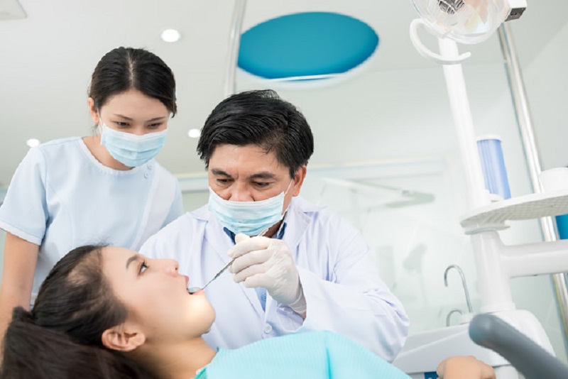 Để điều trị triệt để nguyên nhân gây đau nhức răng, bạn cần phải tới nha khoa
