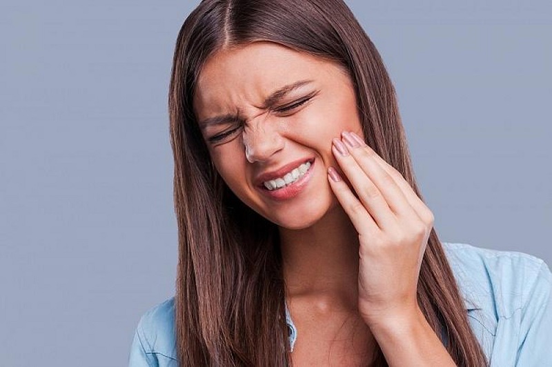 Tình trạng ê buốt răng sau sinh rất phổ biến