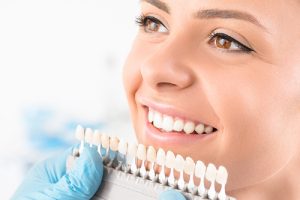 Trồng răng sứ loại nào tốt nhất còn phụ thuộc vào tình trạng sức khỏe răng miệng và tài chính của mỗi người.