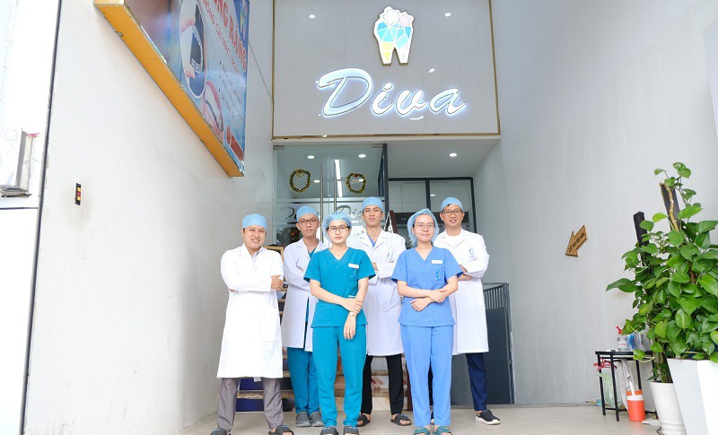 Phòng khám nha khoa DIVA quy tụ đội ngũ nha sĩ giỏi, dày dặn kinh nghiệm