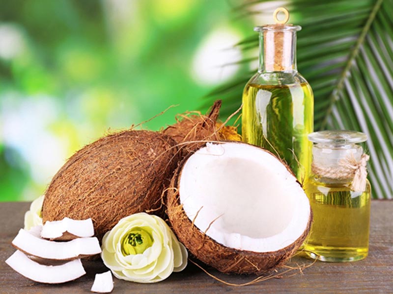 Dùng dầu dừa là phương pháp chữa viêm nướu, nhiệt miệng đơn giản, hiệu quả