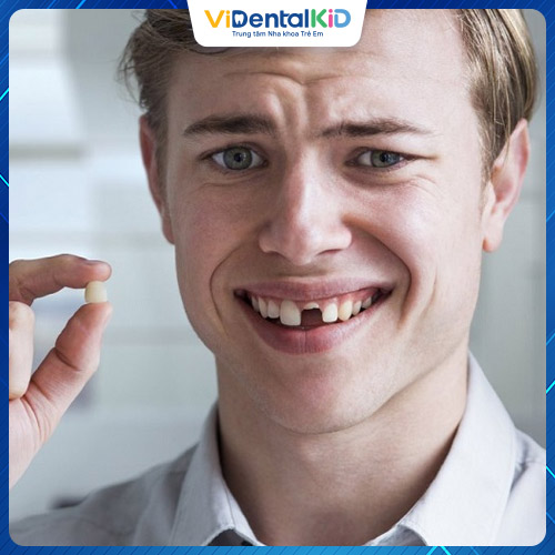 Trồng răng giả là việc làm cần thiết nếu bạn đang bị mất răng