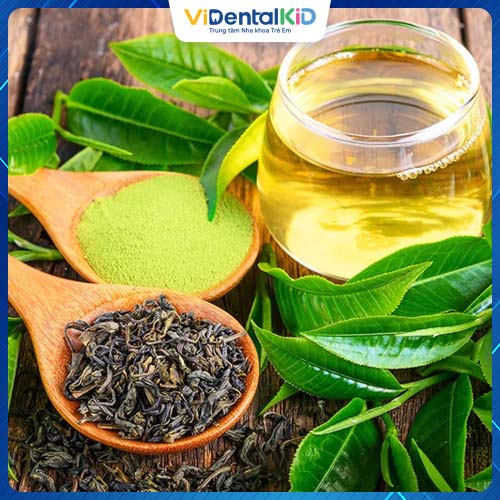 Uống trà xanh mỗi ngày giúp đẩy lùi đẩy lùi triệu chứng áp xe răng