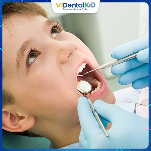 Không nên nhổ răng cho trẻ 5 tuổi trừ trường hợp đặc biệt