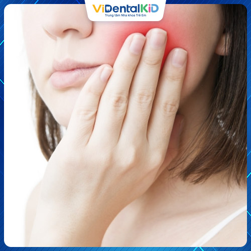 Áp xe răng có thể gây ra nhiều biến chứng nguy hiểm