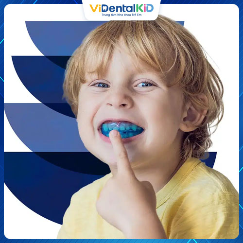 Niềng răng silicon hỗ trợ điều chỉnh khuôn răng cho trẻ em